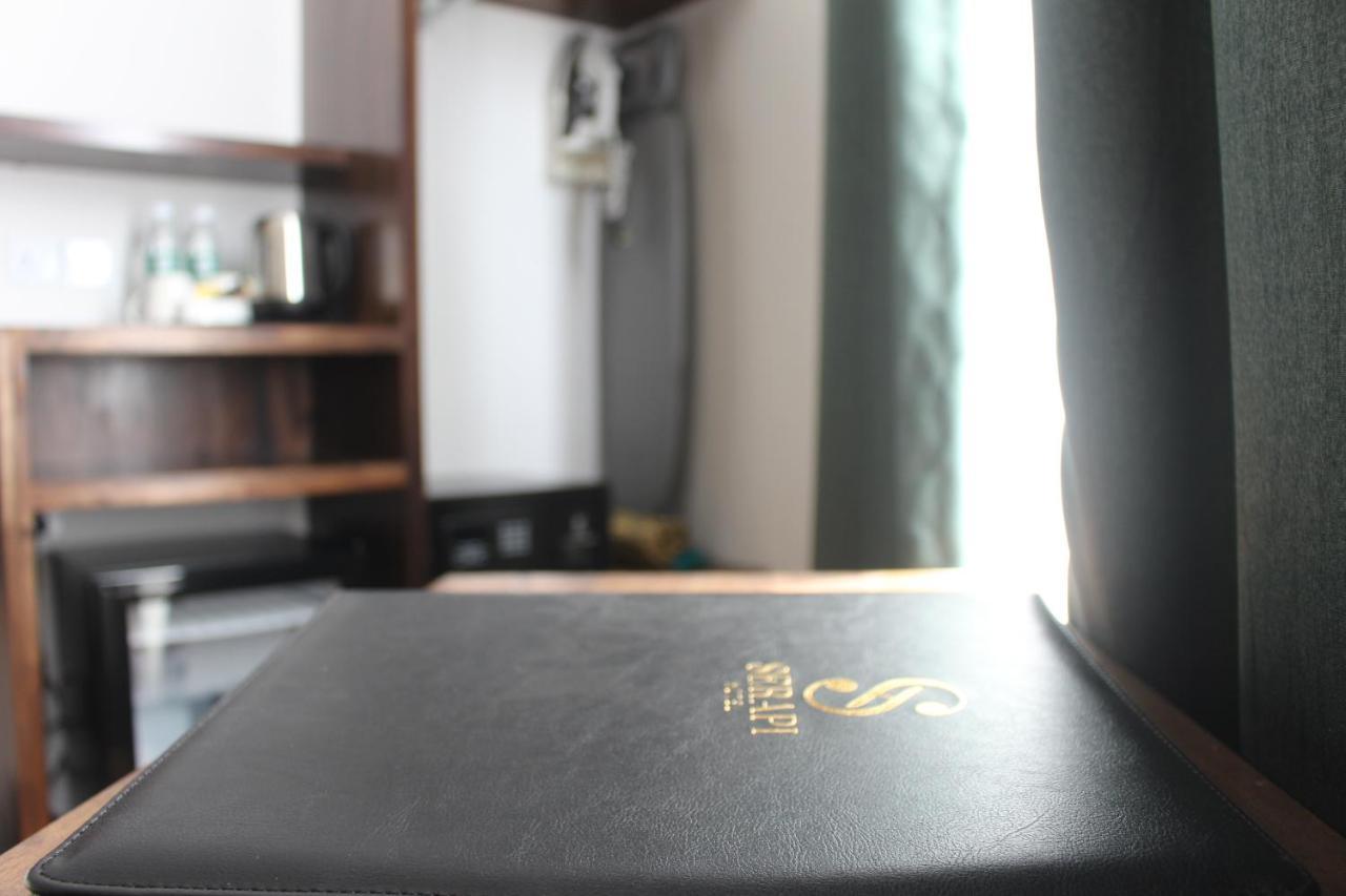 Serapi Hotel Kuching Eksteriør bilde