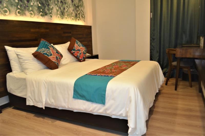 Serapi Hotel Kuching Eksteriør bilde