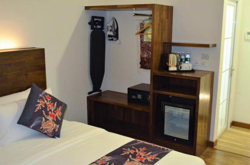 Serapi Hotel Kuching Eksteriør bilde