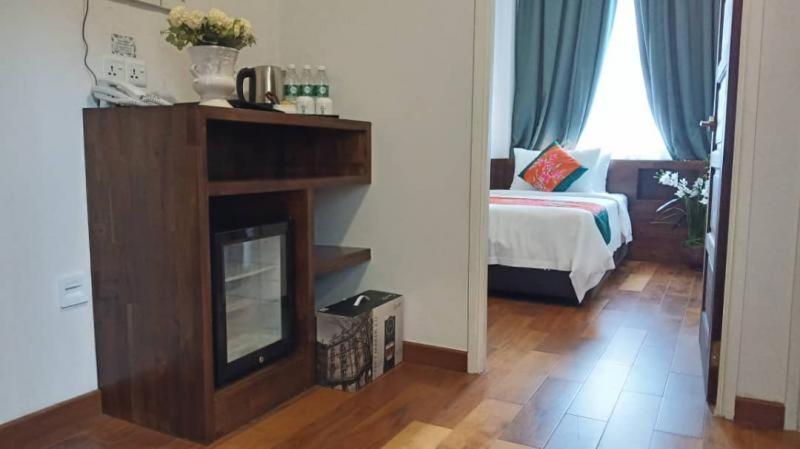 Serapi Hotel Kuching Eksteriør bilde